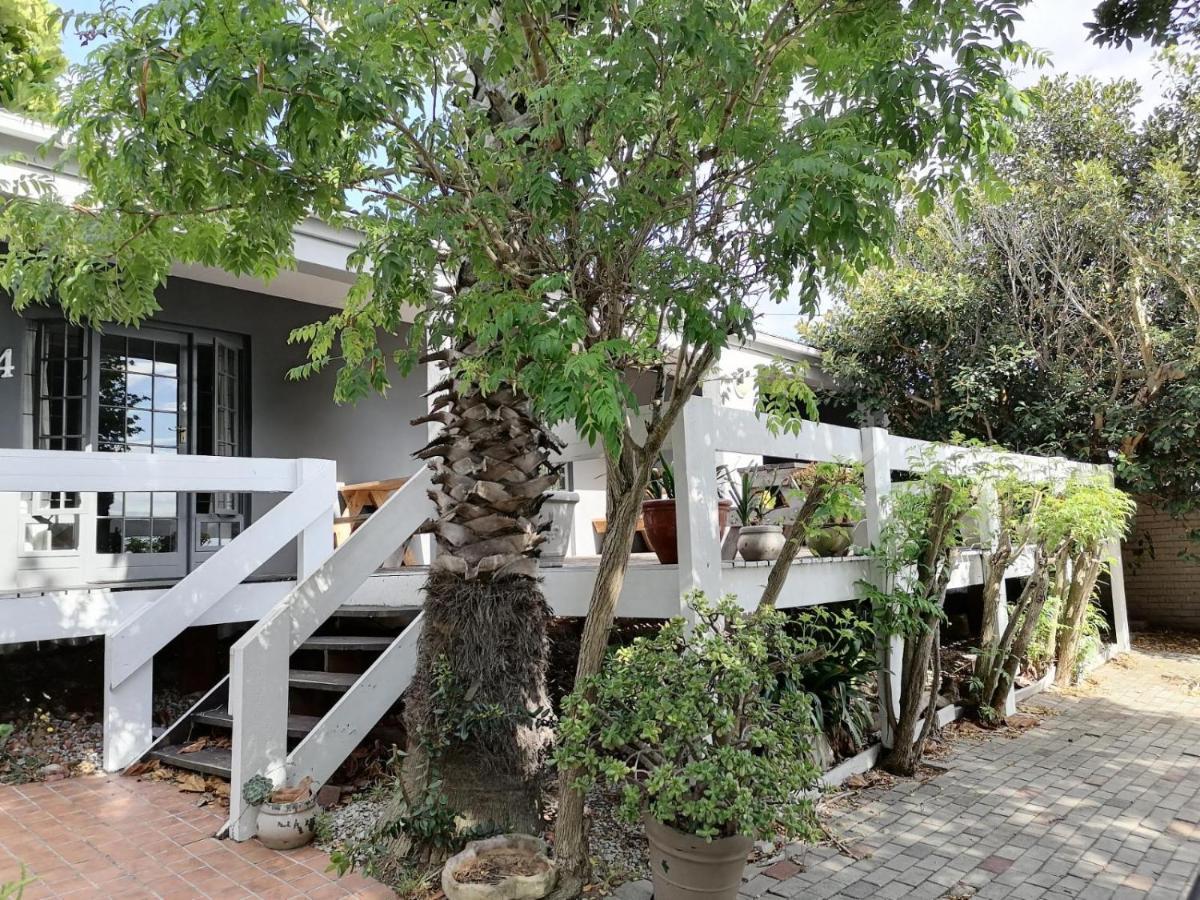 Mangolds Guest House Port Elizabeth Extérieur photo